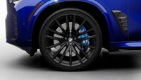 BMW Laval présente la toute nouvelle *BMW X5 M60i xDrive 2026.* Une combinaison de puissance, confor... (image 1)