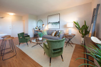 Under New Management! Realstar's Harbourview Apartments is located in the upscale lakeside-shopping... (image 1)