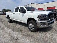 BRIGHT WHITE,MOPAR FRONT & REAR ALL-WEATHER FLOOR MATS,TIRES: LT275/70R18E BSW AS,ENGINE: 6.4L V8 HE... (image 2)
