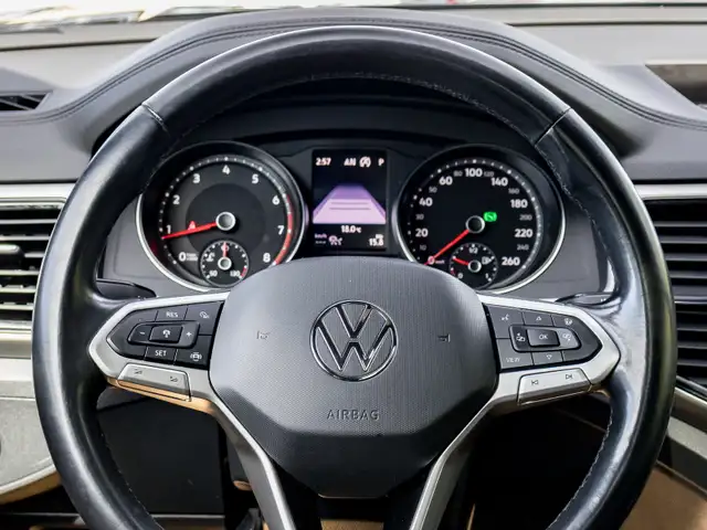 2020 Volkswagen Atlas Cross Sport Comfortline 2.0 Tsi in Cars & Trucks in Edmonton - Image 16