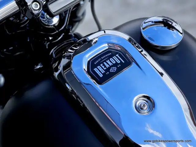 2023 Harley-Davidson Softail FXBR Breakout 117 in Sport Touring in Oshawa / Durham Region - Image 17