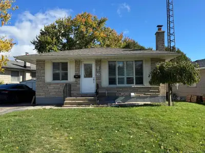 K-W Property Management Corp Presents: Located at Main 86 Hillsborough Crescent Kitchener This Spaci...