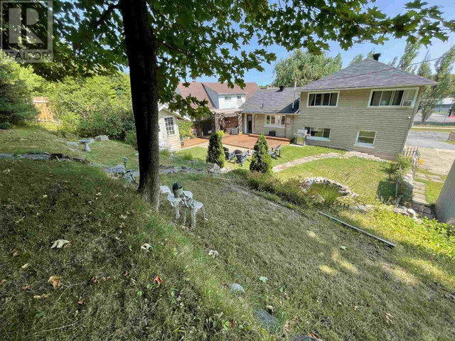 26 DIEPPE AVE Elliot lake, Ontario in Houses for Sale in Sudbury - Image 2