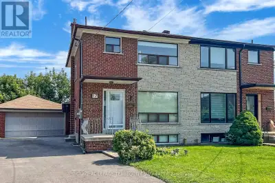 UPPER - 17 WOODENHILL COURT Toronto (Keelesdale-Eglinton West),