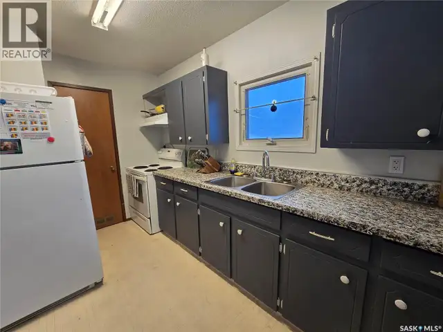 223 MERGENS STREET Weyburn, Saskatchewan in Houses for Sale in Regina - Image 6