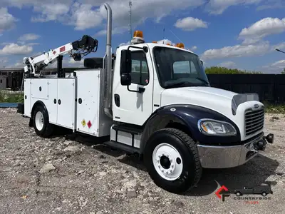 Countryside Fleet 2006 Freightliner M2 106 Regular Cab 4x2 Service Truck + Mercedes Benz Diesel Engi...