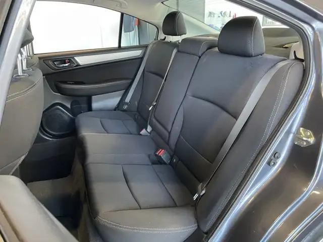 2016 Subaru Legacy 2,5i avec Groupe tourisme in Cars & Trucks in City of Montréal - Image 11