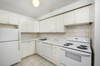 Current Promotions Limited Time Offer | 1 Month FREE on a 13 Month Lease!* Limited Time Offer | 1 Mo... (image 3)