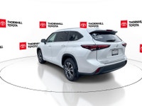 Thornhill Toyota Proudly Presents This White 2025 Toyota Highlander Hybrid with XLE AWD Package, Fea... (image 6)