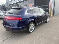 All vehicles come with a full vehicle History Report, ask to see it! Fully loaded with options inclu... (image 1)