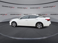 This used 2023 Nissan Altima S AWD at Haldimand Motors Ltd. in Cayuga is a smart sedan for Canadian... (image 4)