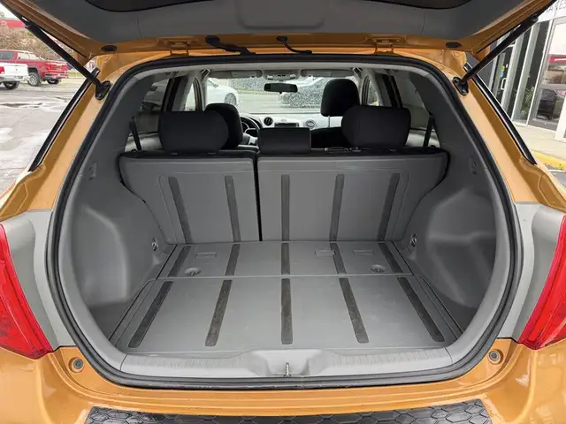 2010 Toyota Matrix S in Cars & Trucks in Edmonton - Image 11