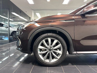 The 2021 Infiniti QX50 Luxe presents a compelling combination of power and sophistication with its e... (image 5)