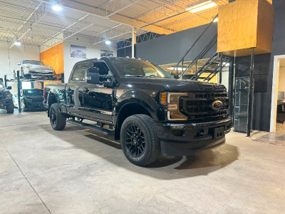 2020 FORD F350 LARIAT SPORT TONNEAU COVER INCLUDED!