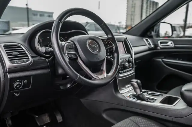 2020 Jeep Grand Cherokee Laredo * V6 * Jamais accidenté * Toujou in Cars & Trucks in City of Montréal - Image 18