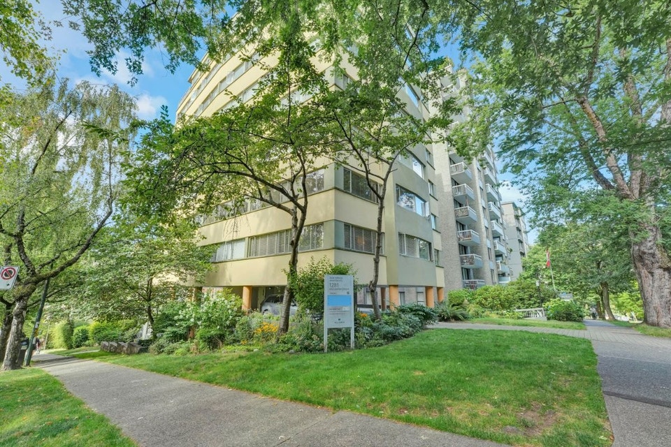 The Twelve81 - 1 Bedroom available at 1281 Broughton St, Vancouv 3