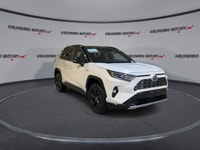 // ACCIDENT FREE!! // // SINGLE OWNER! // Experience smart, smooth, and fuel-saving driving in this... (image 1)
