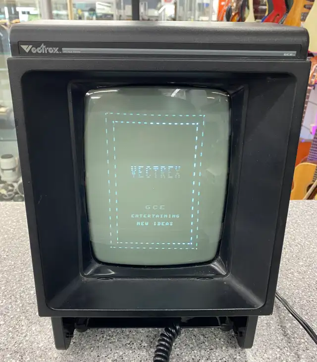 Vectrex Retro Vintage Arcade System HP300 in Older Generation in City of Toronto - Image 3