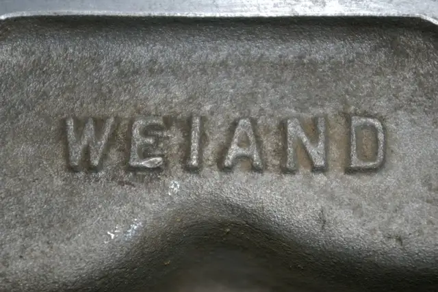 INTAKE MANIFOLD WEILAND SMALL BLOCK CHEVY in Auto Body Parts in Edmonton - Image 4