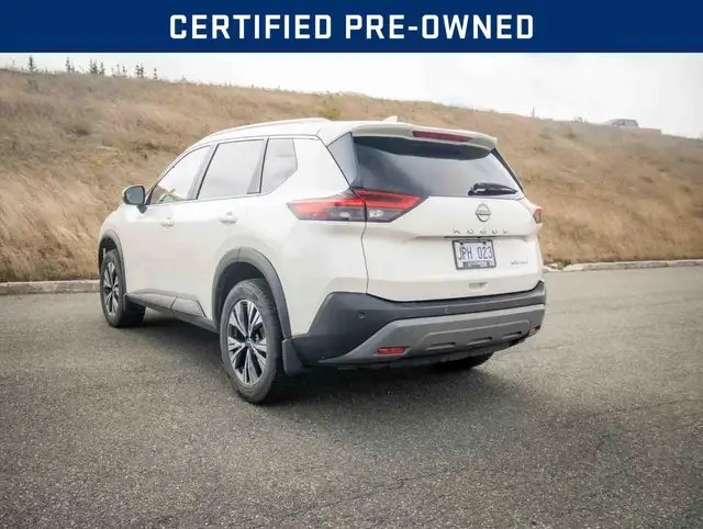 2022 Nissan Rogue SV in Cars & Trucks in St. John's - Image 8