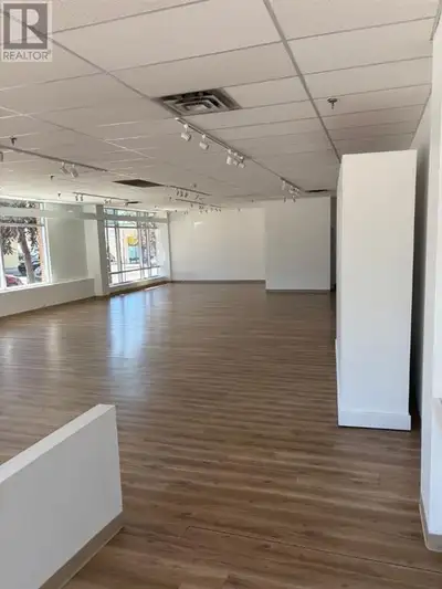 1920 sq ft of prime retail space with lots of window exposure. Good for retail or office (id:24493)...