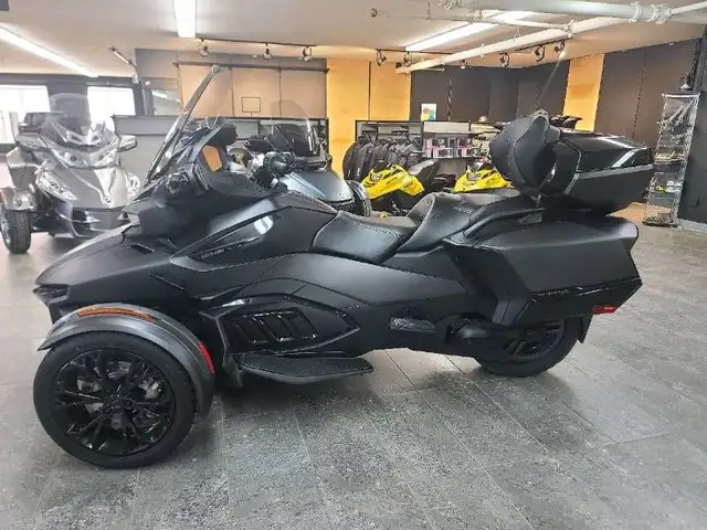 2025 CAN-AM Spyder RT Limited SE6 in Sport Touring in Lanaudière - Image 4