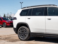 Welcome to Barrie Dodge Chrysler Jeep. The 2026 Jeep Cherokee Limited is a brand new, premium compac... (image 9)