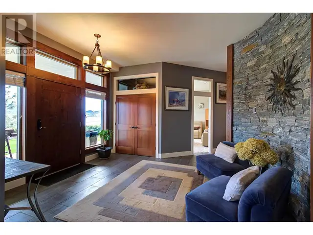 5824 Columbia Avenue Peachland, British Columbia in Houses for Sale in Penticton - Image 13