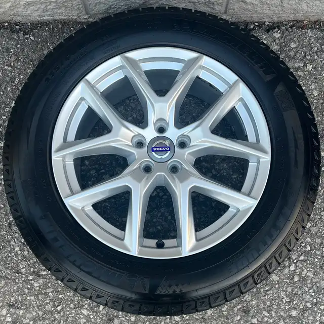 (95%) 4x Volvo XC60 18" OEM Winter Wheels Package in Tires & Rims in City of Toronto - Image 11