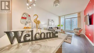 ** Emerald City Dream Tower** Prestigious & Luxury Condo In The Desirable North York Location! **Gor...