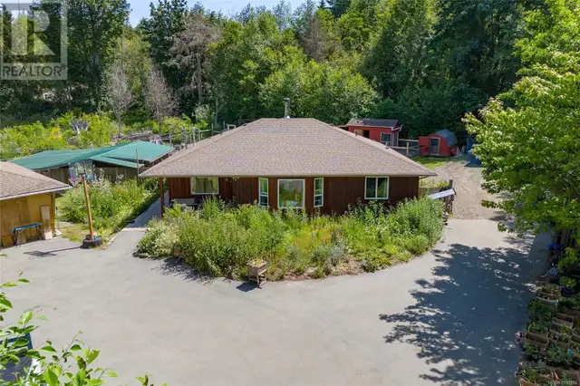 1720 Settler Rd Qualicum Beach, British Columbia in Condos for Sale in Parksville / Qualicum Beach - Image 18