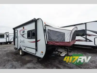 This Starcraft Launch model 16RB is the perfect expandable unit for a family who loves to camp. With...