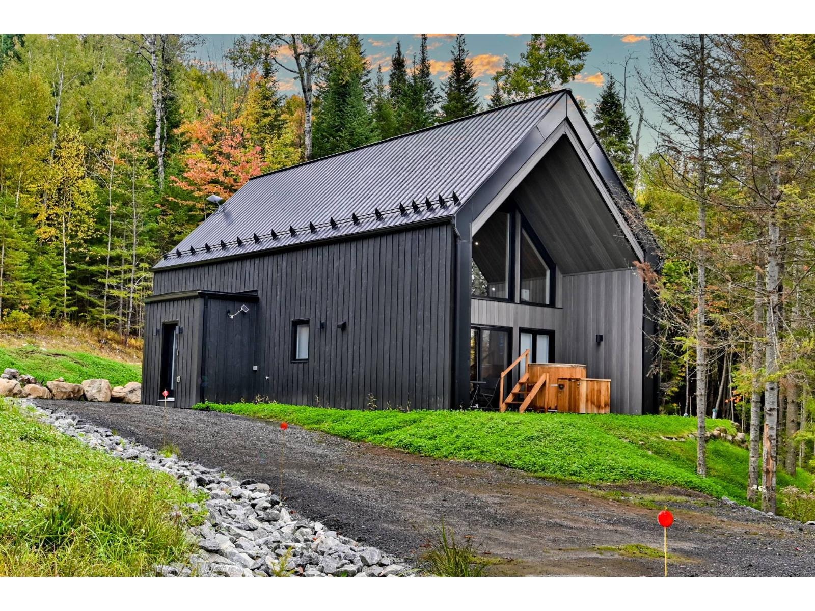 580 Mtée Brien Lac-Supérieur, Quebec — photo 2