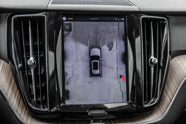 2023 Volvo XC604963148155591168024