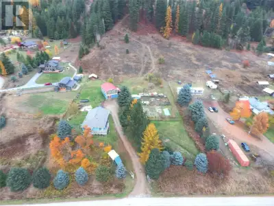 Visit REALTOR website for additional information. :MUST SEE PROPERTY! Amazing Slocan Valley acreage...