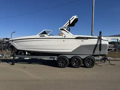 Welcome to Wizard Lake Marine - Calmar! Boat: MASTERCRAFT XSTAR23 2025 Mastercraft XStar 23
