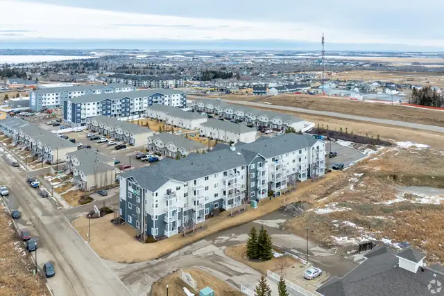 One Bed In Beautiful Sylvan Lake - $699 Security Deposit Promo in Long Term Rentals in Red Deer - Image 9