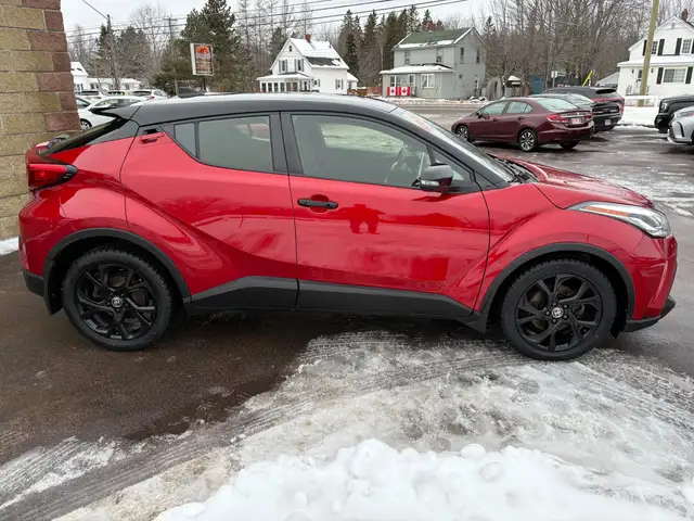 2021 Toyota C-HR XLE Premium Remote Starter! Backup Camera! H... in Cars & Trucks in Moncton - Image 8