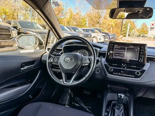 2022 Toyota Corolla Hatchback | Apple Car Play | Android Auto in Cars & Trucks in Ottawa - Image 12