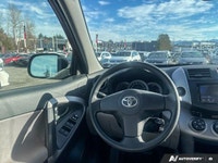 KBB.com Brand Image Awards. This Toyota RAV4 delivers a Gas I4 2.4L/122 engine powering this Automat... (image 8)