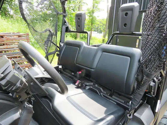 2025 Honda Pioneer 700-2P DLX in ATVs in Cambridge - Image 9
