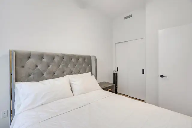 Whalley, 1 bedroom, by blueground- TOR1606228P in Long Term Rentals in City of Toronto - Image 7
