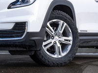 CARGET AUTOMOTIVE is thrilled to offer this 2022 GMC Terrain SLE, a versatile compact SUV in Canada,... (image 2)