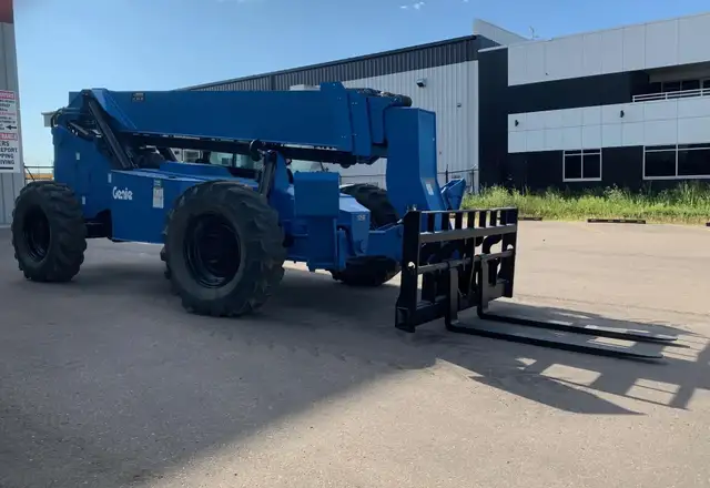 2014 Genie GTH-1056 Telehandler (10K, 56') - Finance $2240/m in Heavy Equipment in Delta/Surrey/Langley - Image 7