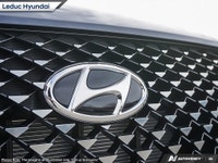 AMVIC LICENSED DEALER. PRICE EXPIRES May 21,2025 Engine: 1.6L 4cyl. L/100Km City: 7.9 L/100Km Hwy: 6... (image 8)