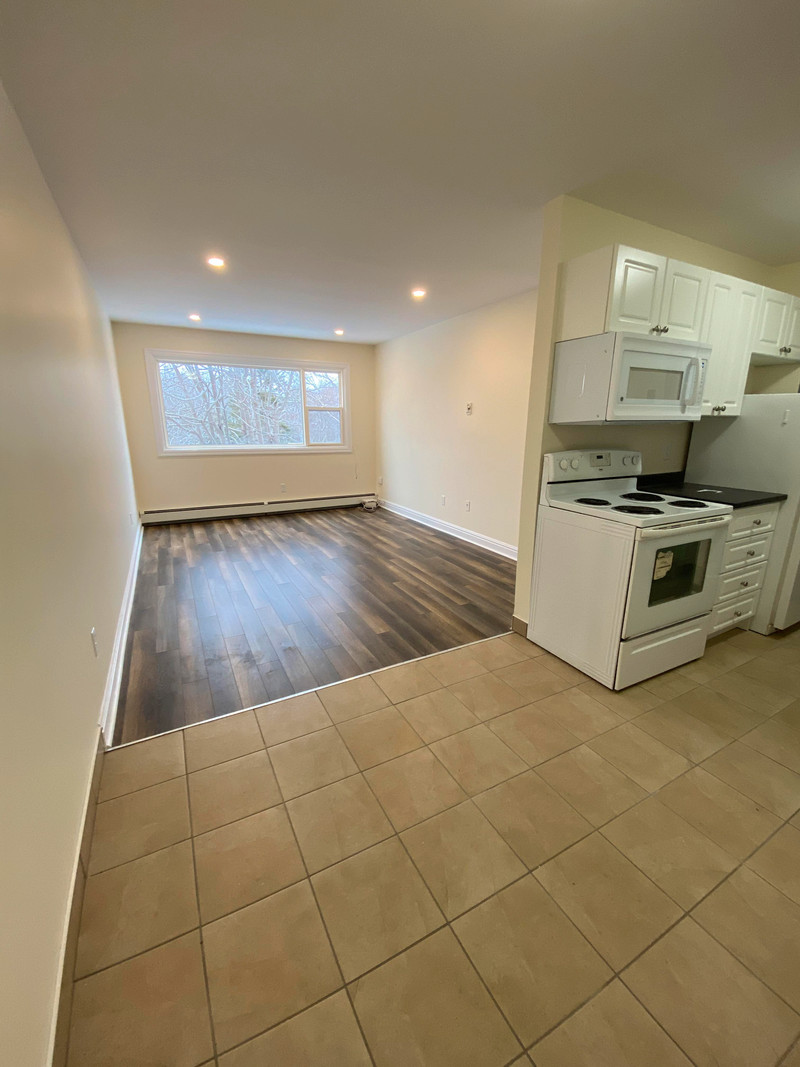 Beautiful fully renovated 1 bedroom in the heart of Spryfield. Long