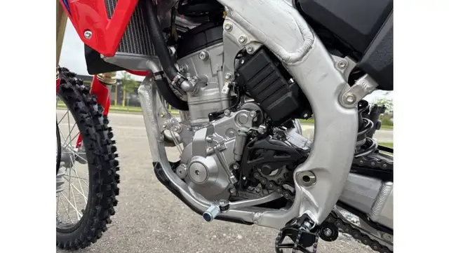 2026 Honda CRF250R in Dirt Bikes & Motocross in Kitchener / Waterloo - Image 15