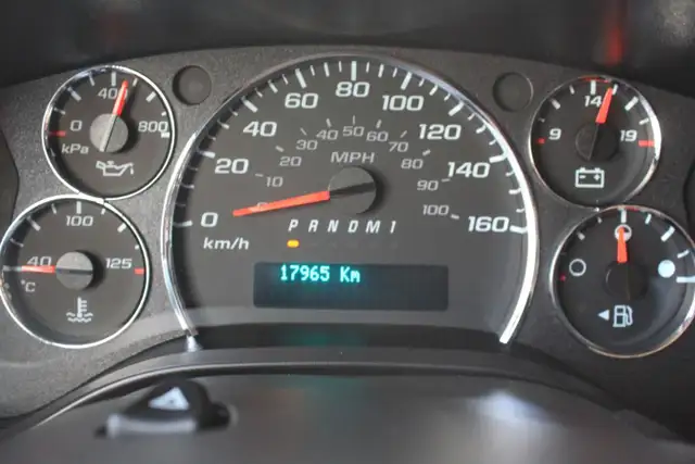 2023 GMC Savana Cargo Base in Cars & Trucks in Comox / Courtenay / Cumberland - Image 22