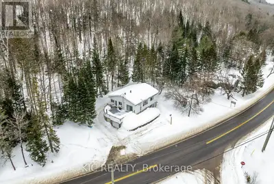 Cute and cozy, raised bungalow, walking distance to Haliburton Village! 3 plus 1 bedrooms with separ...