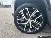 The advertised vehicle price is based on a promotional finance offer. Customers who purchase the veh... (image 8)